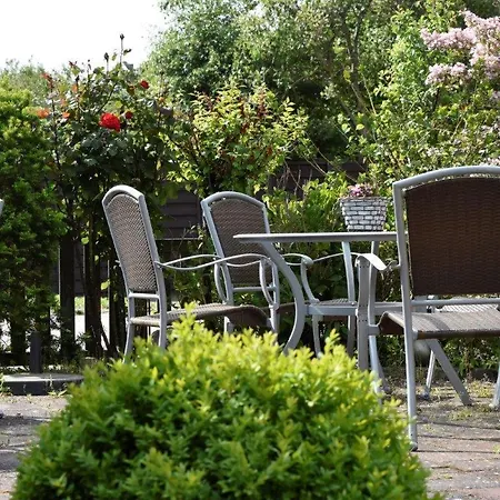 Magellan '2' Apartment